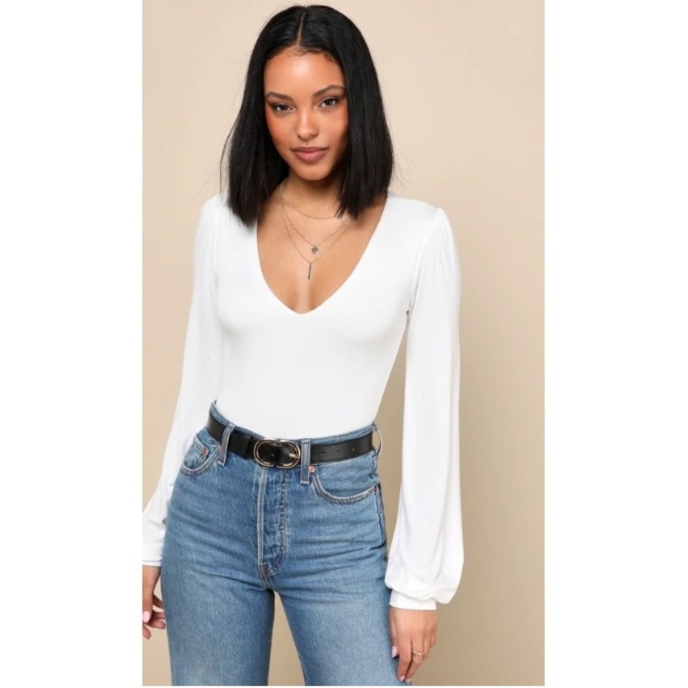 Lulus Puff Sleeve Deep V-Neck Bodysuit Womens M White Thong Snap Minimalist Chic